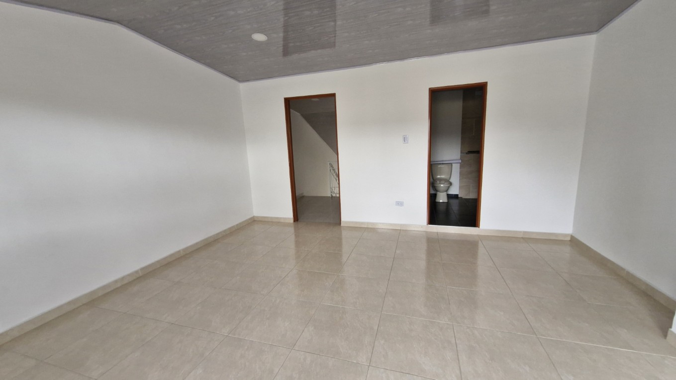Casa en venta en Toberin, Bogotá · foto 4 de 24