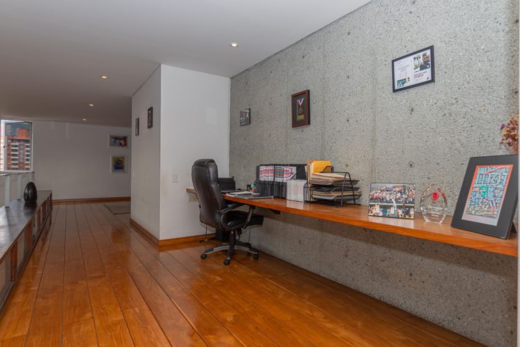 Apartamento de 3 alcobas en venta en La Florida, Medellín, 256 m² · foto 12 de 19