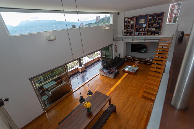 Apartamento de 3 alcobas en venta en La Florida, Medellín, 256 m² · foto 16 de 19