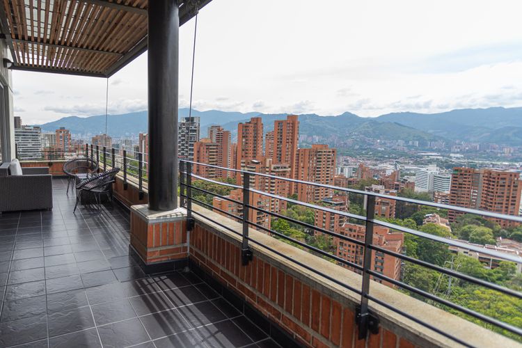Apartamento de 3 alcobas en venta en La Florida, Medellín, 256 m² · foto 19 de 19