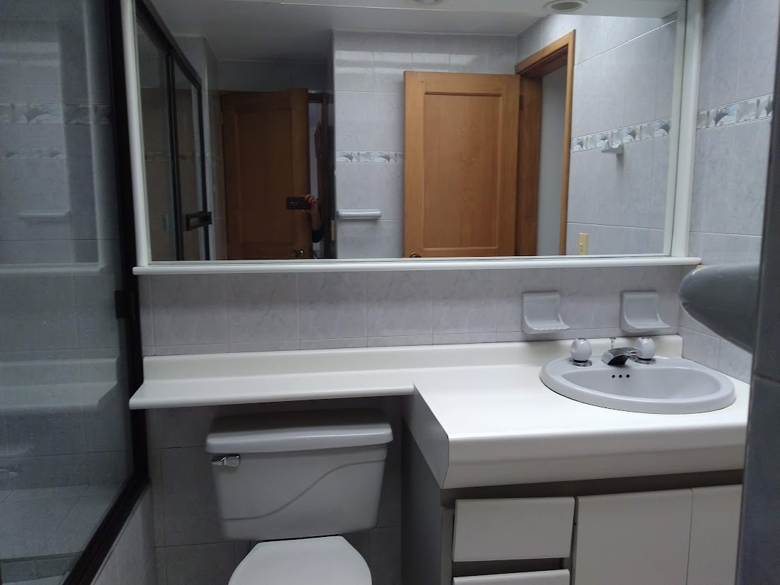 Apartamento en venta en Santa Barbara Occidental, Bogotá · foto 10 de 18