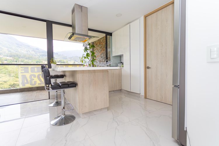 Apartamento en venta en Camino Verde, Envigado · foto 3 de 13