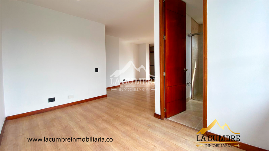 Apartamento de 3 alcobas en arriendo en Loma De Los Gonzalez, Medellín, 142 m² · foto 12 de 13