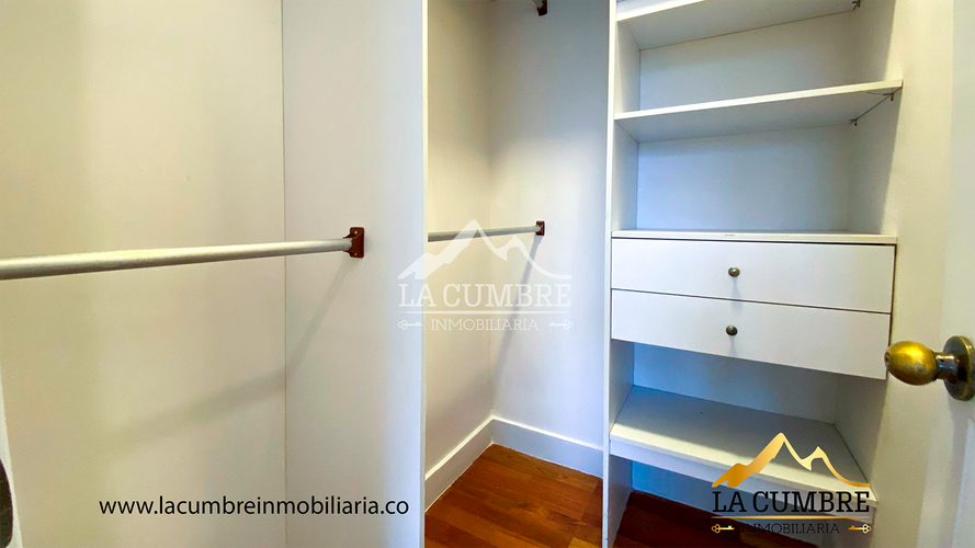 Casa de 3 alcobas en venta en San Lucas, Medellín, 240 m² · foto 13 de 18