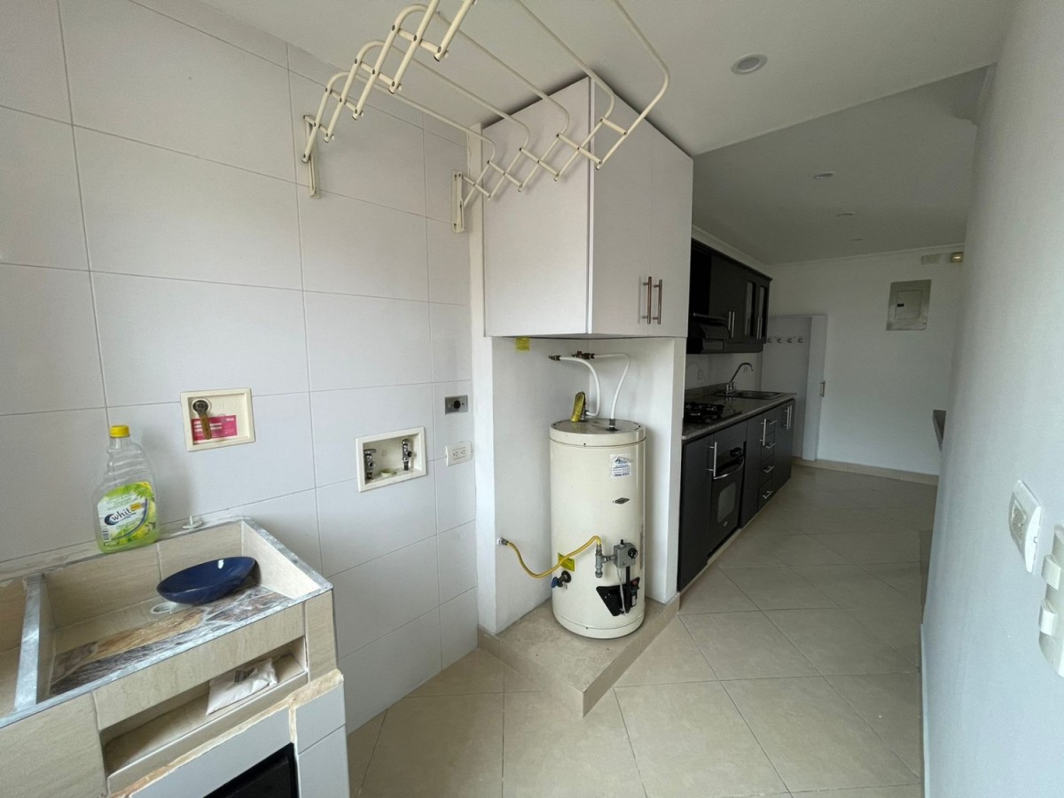 Apartamento en arriendo en Laureles, Medellín · foto 5 de 12