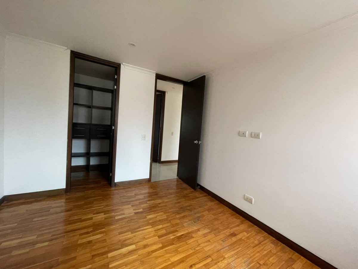Apartamento en arriendo en Laureles, Medellín · foto 6 de 12