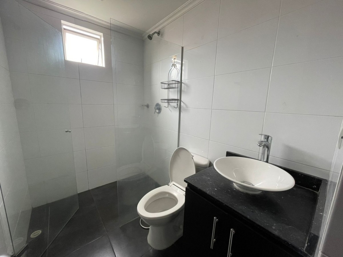 Apartamento en arriendo en Laureles, Medellín · foto 8 de 12