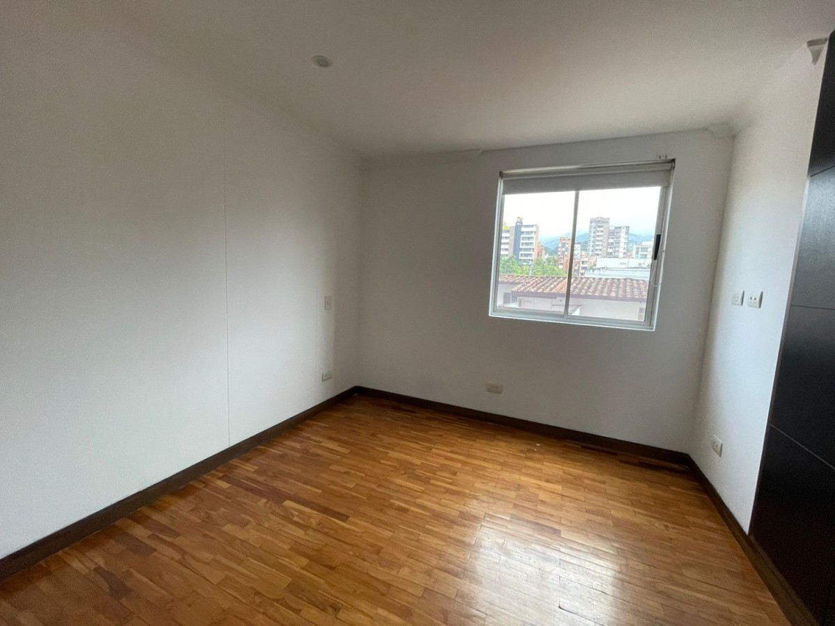 Apartamento en arriendo en Laureles, Medellín · foto 11 de 12