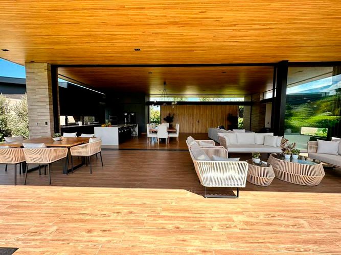 Casa de 3 alcobas en venta en Llano Grande, Rionegro, 577 m² · foto 6 de 20