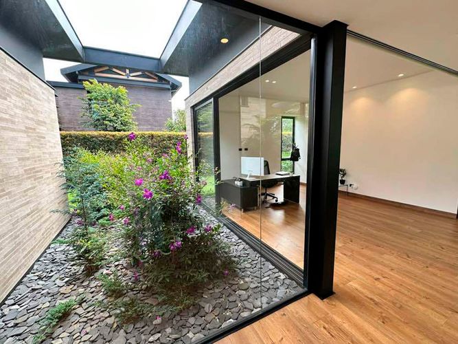 Casa de 3 alcobas en venta en Llano Grande, Rionegro, 577 m² · foto 14 de 20