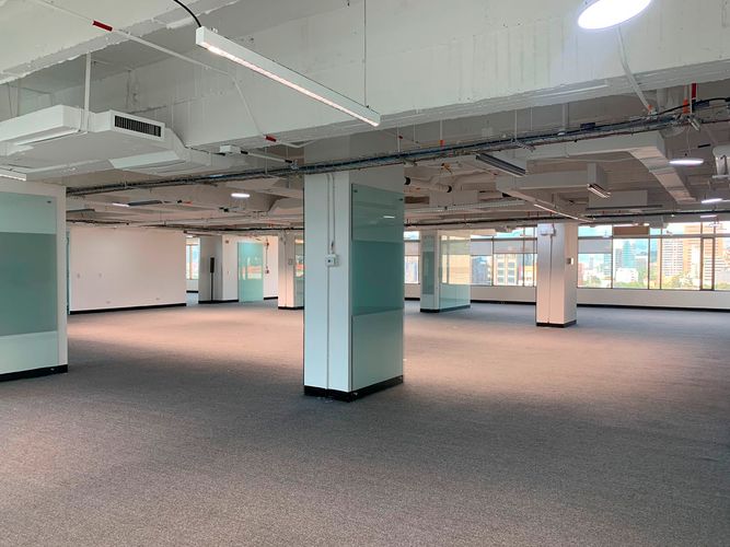 Oficina en arriendo en El Poblado, Medellín, 652 m² · foto 9 de 13