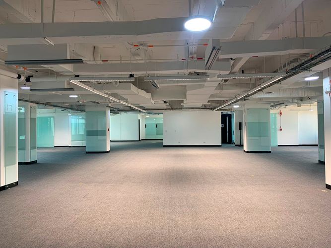 Oficina en arriendo en El Poblado, Medellín, 652 m² · foto 12 de 13