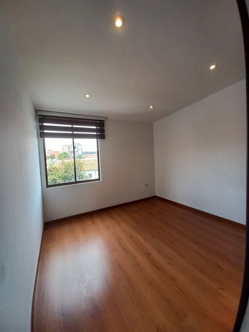 Apartamento en venta en Santa Ana Sur, Bogotá · foto 9 de 19