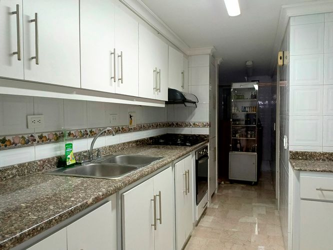 Casa de 5 alcobas en venta en Belén, Medellín, 198 m² · foto 6 de 20