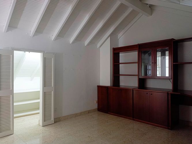 Casa de 5 alcobas en venta en Belén, Medellín, 198 m² · foto 15 de 20