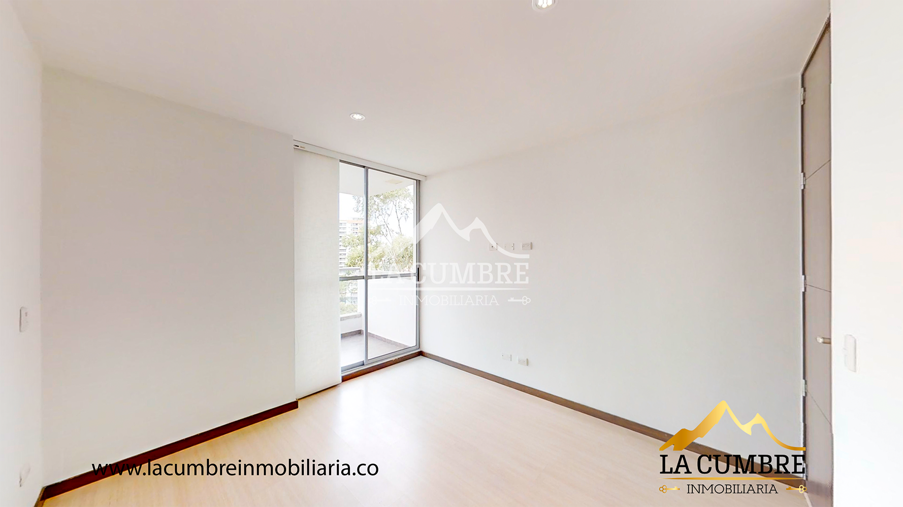 Apartamento en arriendo en Loma Del Esmeraldal, Envigado · foto 10 de 13