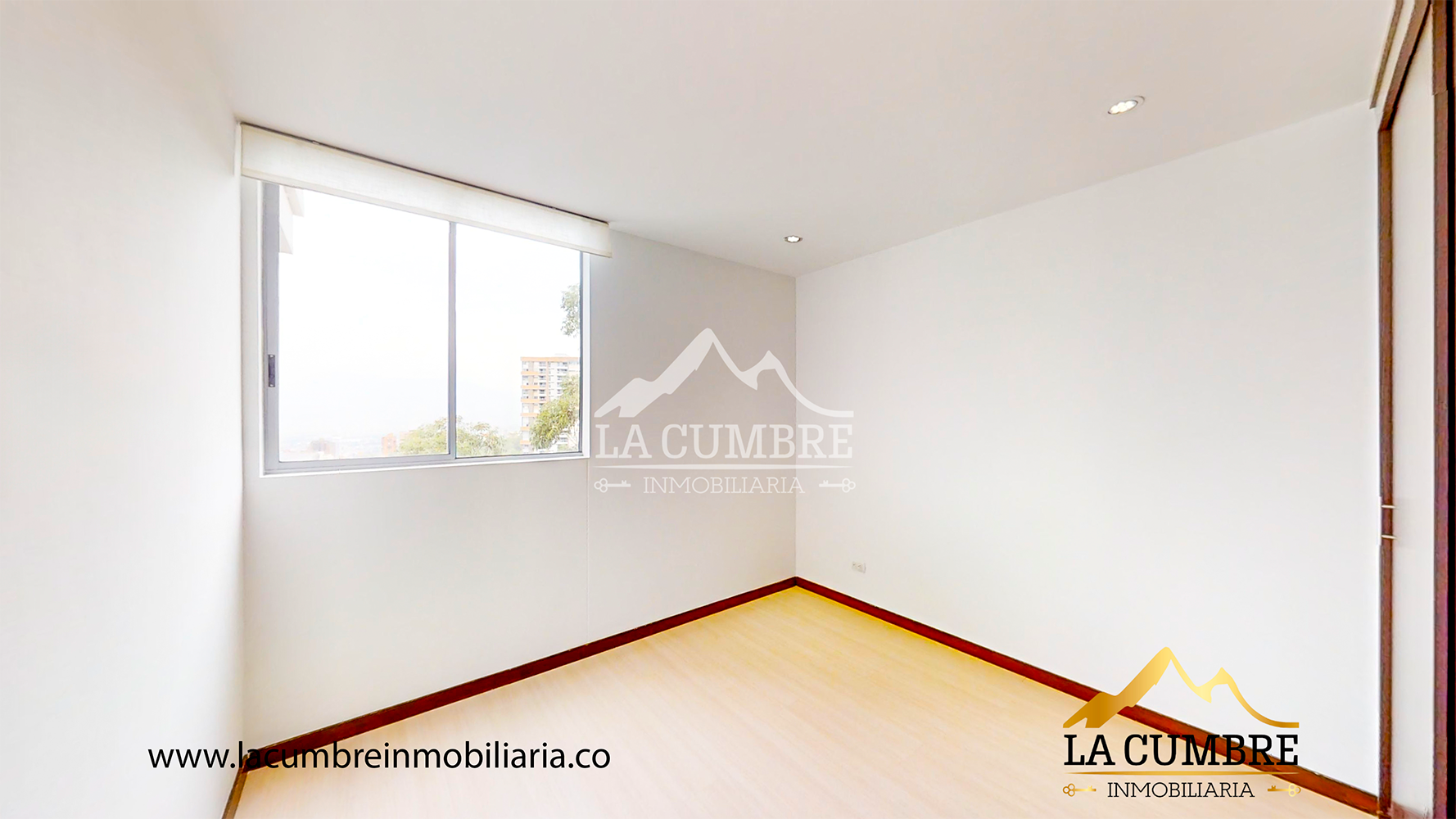 Apartamento en arriendo en Loma Del Esmeraldal, Envigado · foto 12 de 13