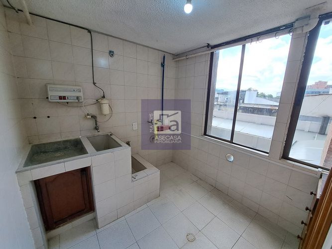 Apartamento de 5 alcobas en venta en Cabecera Del Llano, Bucaramanga, 262 m² · foto 21 de 24