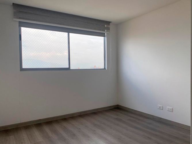 Apartamento de 3 alcobas en arriendo en Loma Del Esmeraldal, Envigado, 138 m² · foto 10 de 18