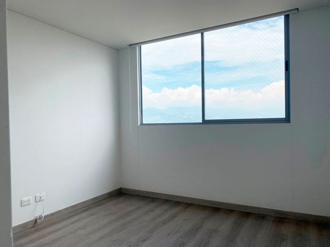 Apartamento de 3 alcobas en arriendo en Loma Del Esmeraldal, Envigado, 138 m² · foto 14 de 18