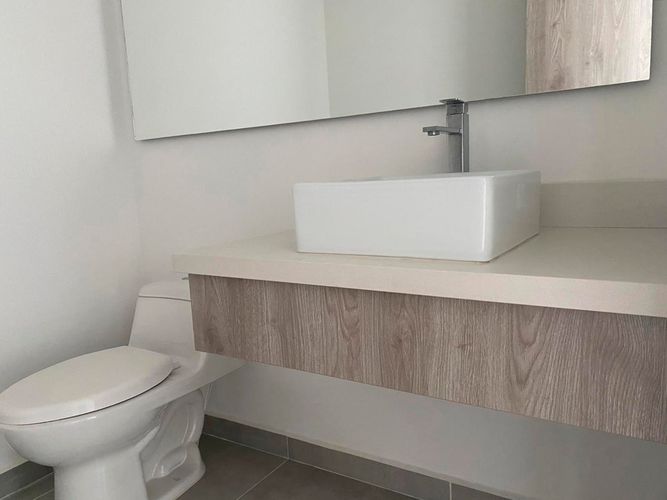 Apartamento de 3 alcobas en arriendo en Loma Del Esmeraldal, Envigado, 138 m² · foto 16 de 18