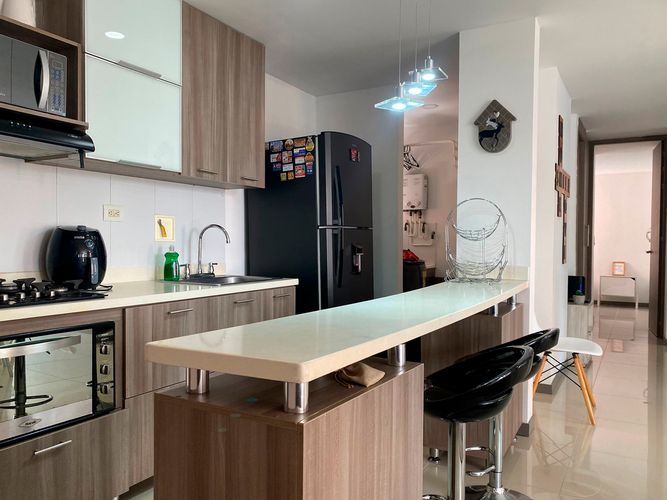 Apartamento de 3 alcobas en arriendo en Loma Benedictinos, Envigado, 94 m² · foto 8 de 16