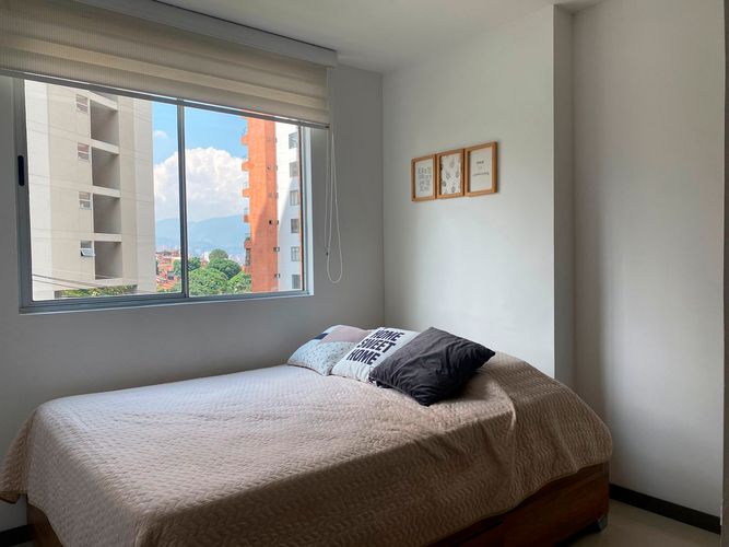 Apartamento de 3 alcobas en arriendo en Loma Benedictinos, Envigado, 94 m² · foto 11 de 16