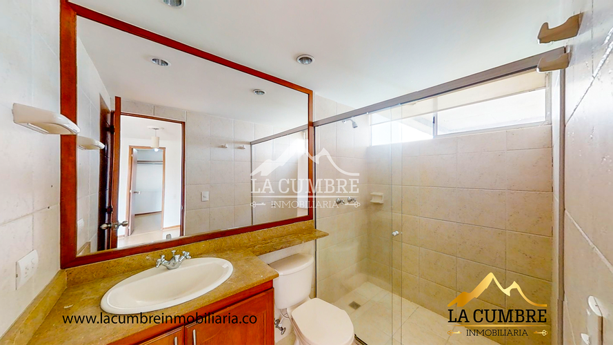 Apartamento de 3 alcobas en venta en Los Balsos, Medellín, 134 m² · foto 10 de 12