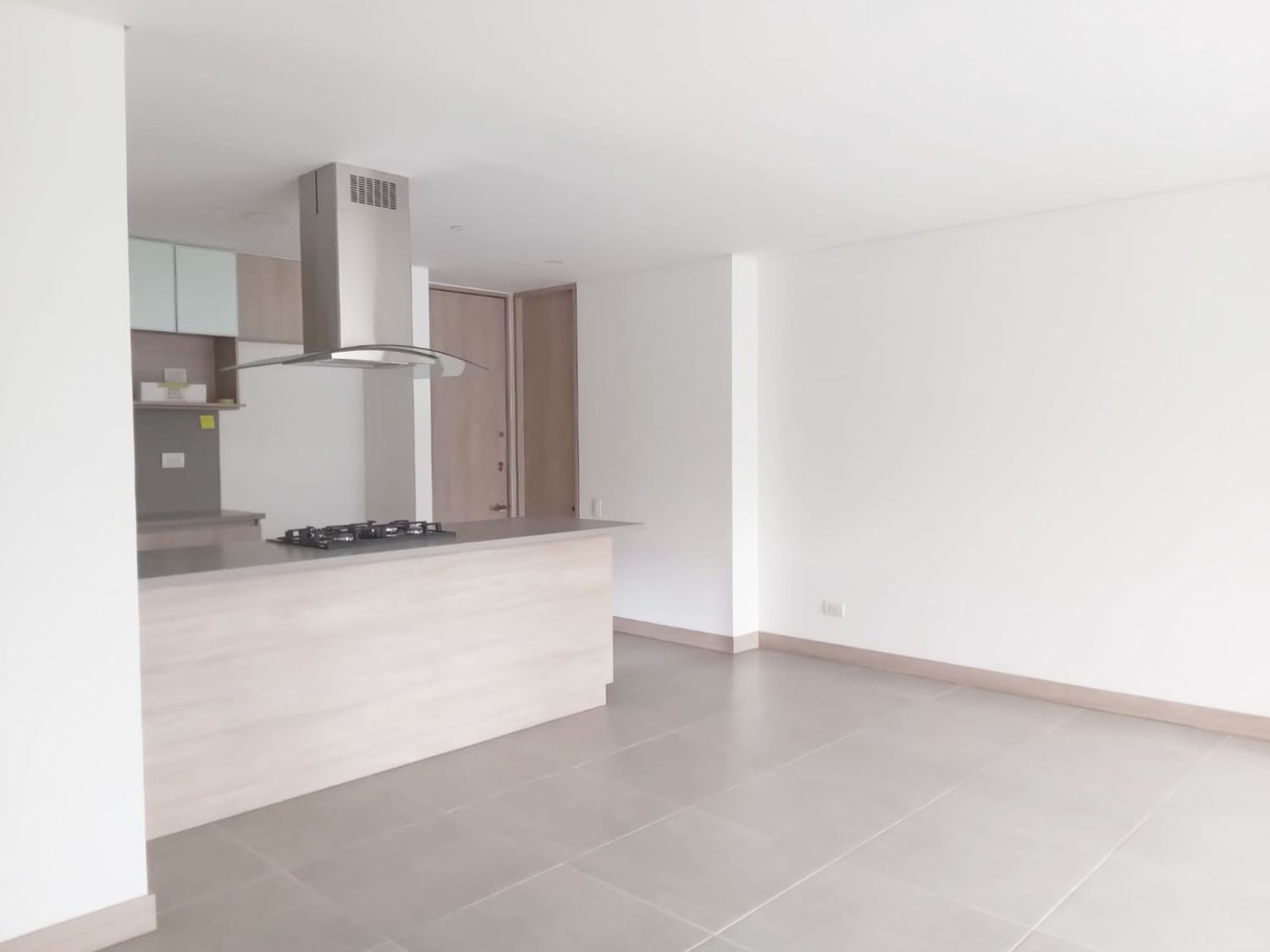 Apartamento en venta en Cumbres, Envigado · foto 5 de 17