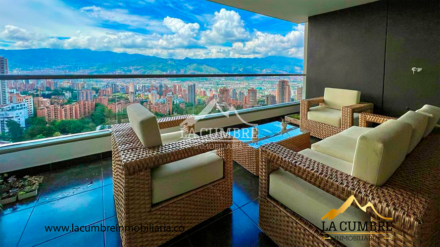 Apartamento de 2 alcobas en arriendo en El Tesoro, Medellín, 100 m² · foto 4 de 8