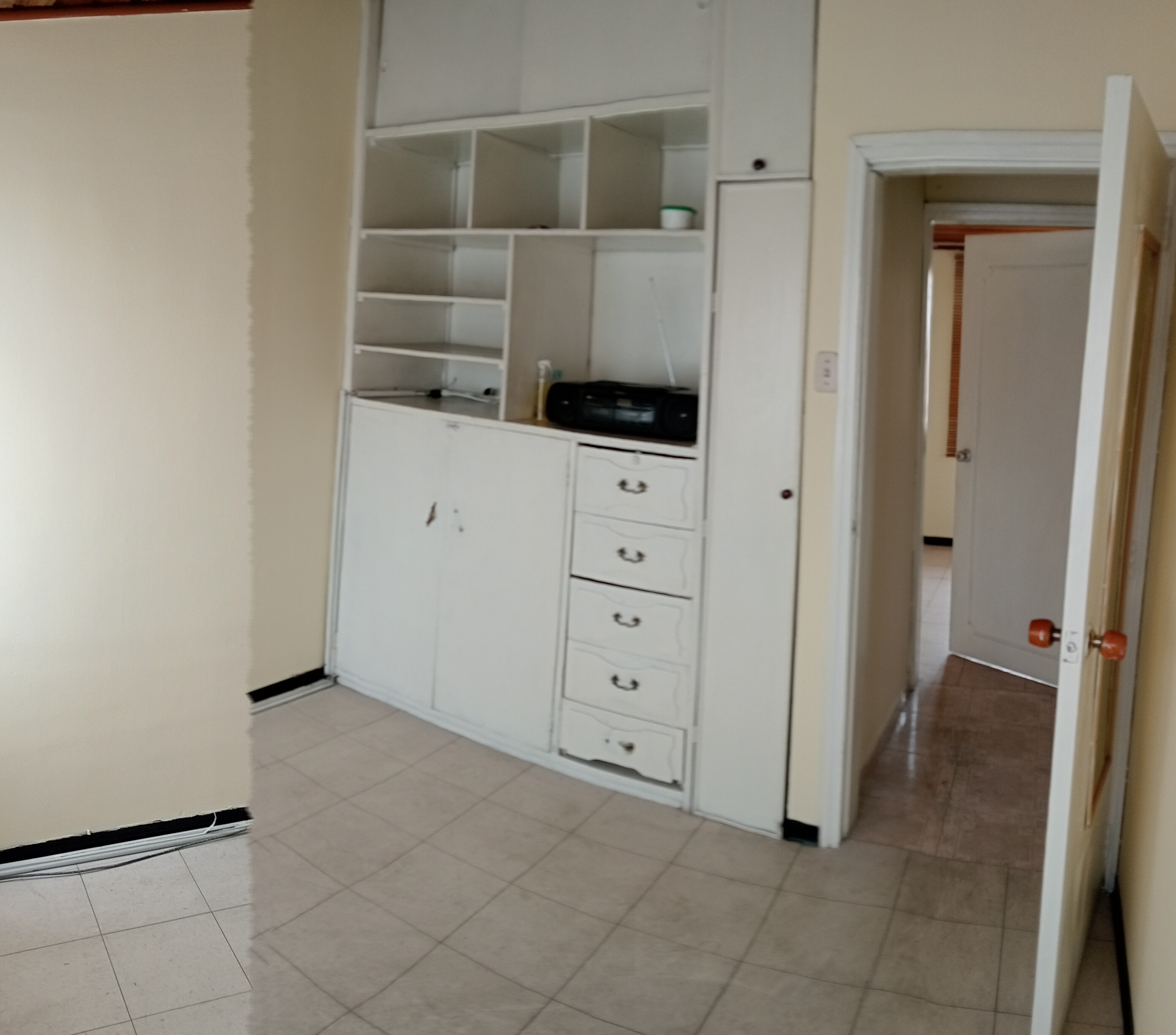 Casa en venta en Normandia, Bogotá · foto 8 de 15