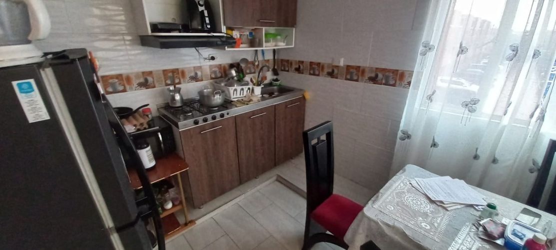 Casa de 6 alcobas en venta en Alcala, Funza, 216 m² · foto 4 de 9