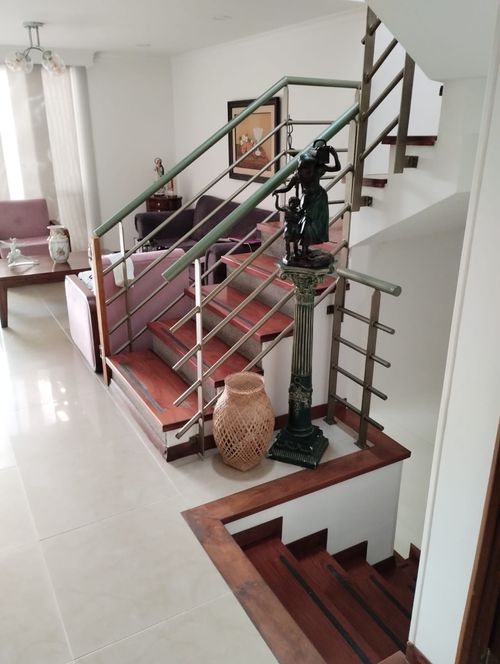 Casa de 4 alcobas en venta en Loma Benedictinos, Envigado, 234 m² · foto 6 de 24