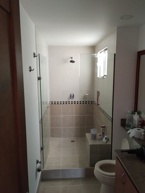Casa de 4 alcobas en venta en Loma Benedictinos, Envigado, 234 m² · foto 12 de 24