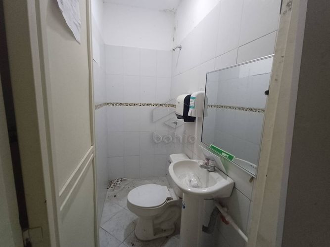 Local en arriendo en Urb. Rosendo Garces, Montería, 350 m² · foto 5 de 8