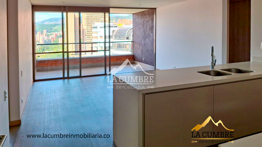 Apartamento de 2 alcobas en venta en El Poblado, Medellín, 88 m² · foto 3 de 9