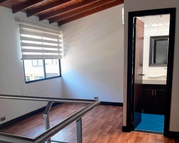 Casa de 3 alcobas en arriendo en Diego Echavarria, Medellín, 114 m² · foto 7 de 15
