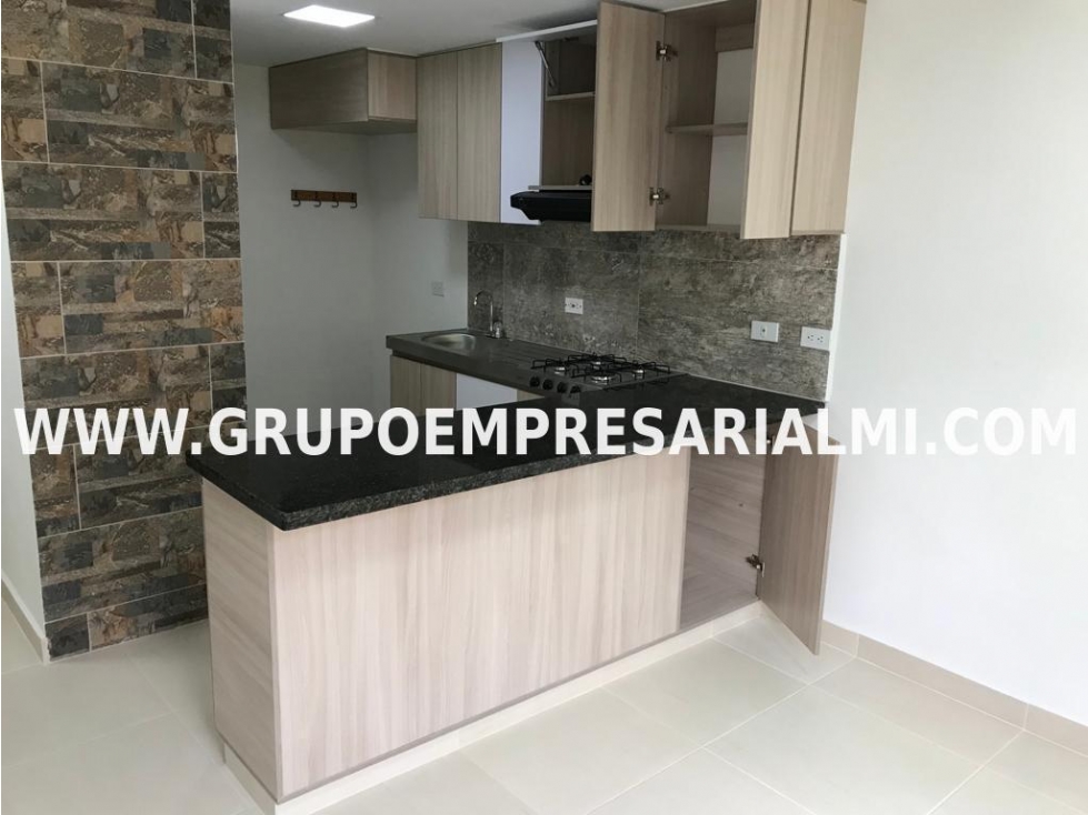Apartamento en venta en Buenos aires, Medellín 2
