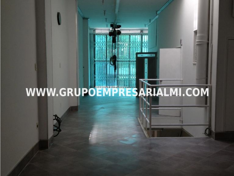 Warehouse for sale in Trinidad, Medellín 3