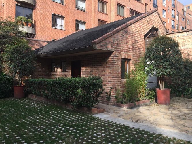 Casa de 6 alcobas en venta en El Nogal, Bogotá, 462 m² · foto 3 de 24