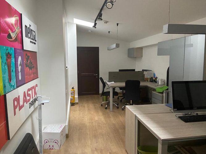 Casa de 6 alcobas en venta en El Nogal, Bogotá, 462 m² · foto 10 de 24