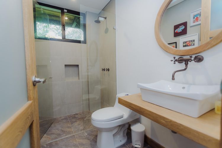 Casa de 8 alcobas en venta en Loma Del Escobero, Envigado, 872 m² · foto 16 de 24