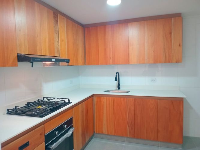 Casa de 3 alcobas en arriendo en San Lucas, Medellín, 168 m² · foto 5 de 18