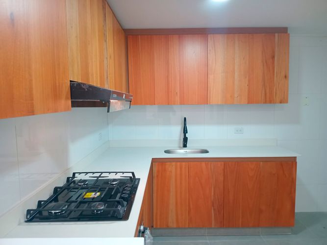 Casa de 3 alcobas en arriendo en San Lucas, Medellín, 168 m² · foto 6 de 18