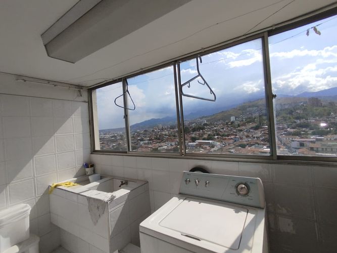 Apartamento de 4 alcobas en venta en La Merced, Cali, 266 m² · foto 9 de 13