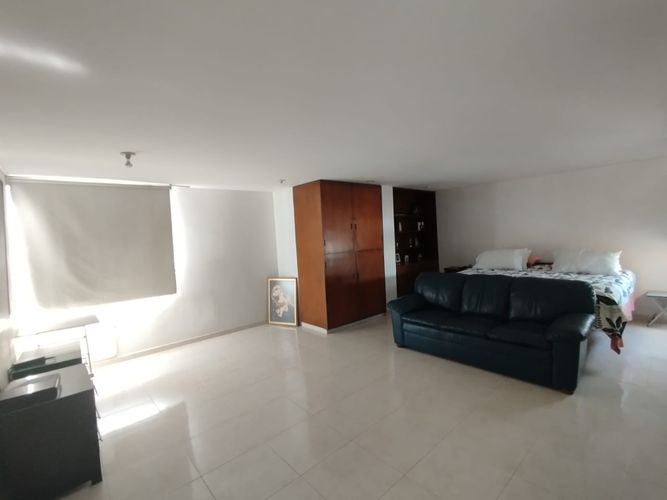 Apartamento de 4 alcobas en venta en La Merced, Cali, 266 m² · foto 11 de 13