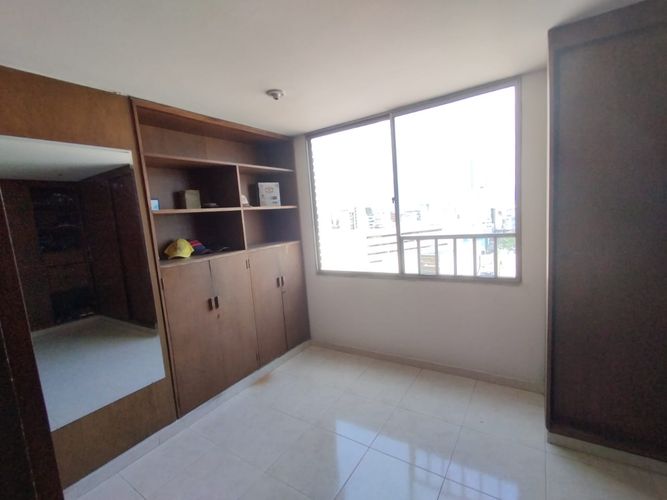 Apartamento de 4 alcobas en venta en La Merced, Cali, 266 m² · foto 12 de 13