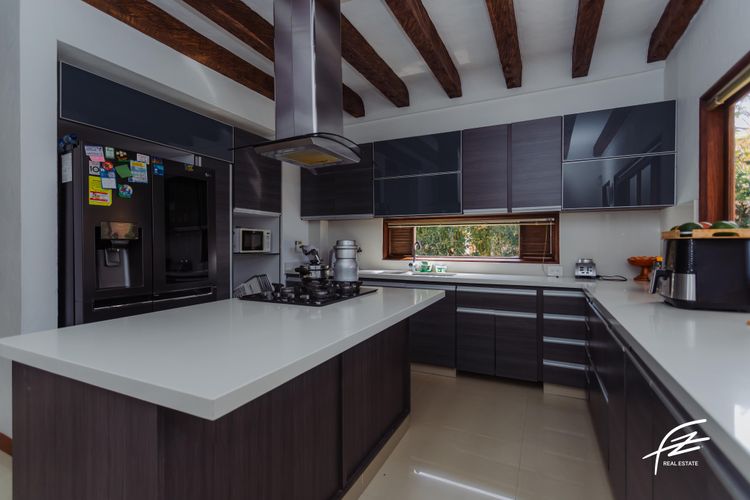 Casa de 4 alcobas en venta en Lomitas, La Ceja, 490 m² · foto 3 de 14