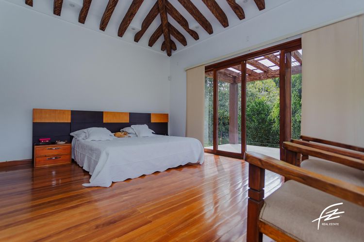 Casa de 4 alcobas en venta en Lomitas, La Ceja, 490 m² · foto 7 de 14