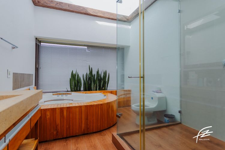 Casa de 4 alcobas en venta en Lomitas, La Ceja, 490 m² · foto 10 de 14